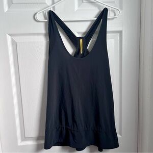 3/25$💥 Lole tank top Women Medium cami elastic waist gray sport sleeveless